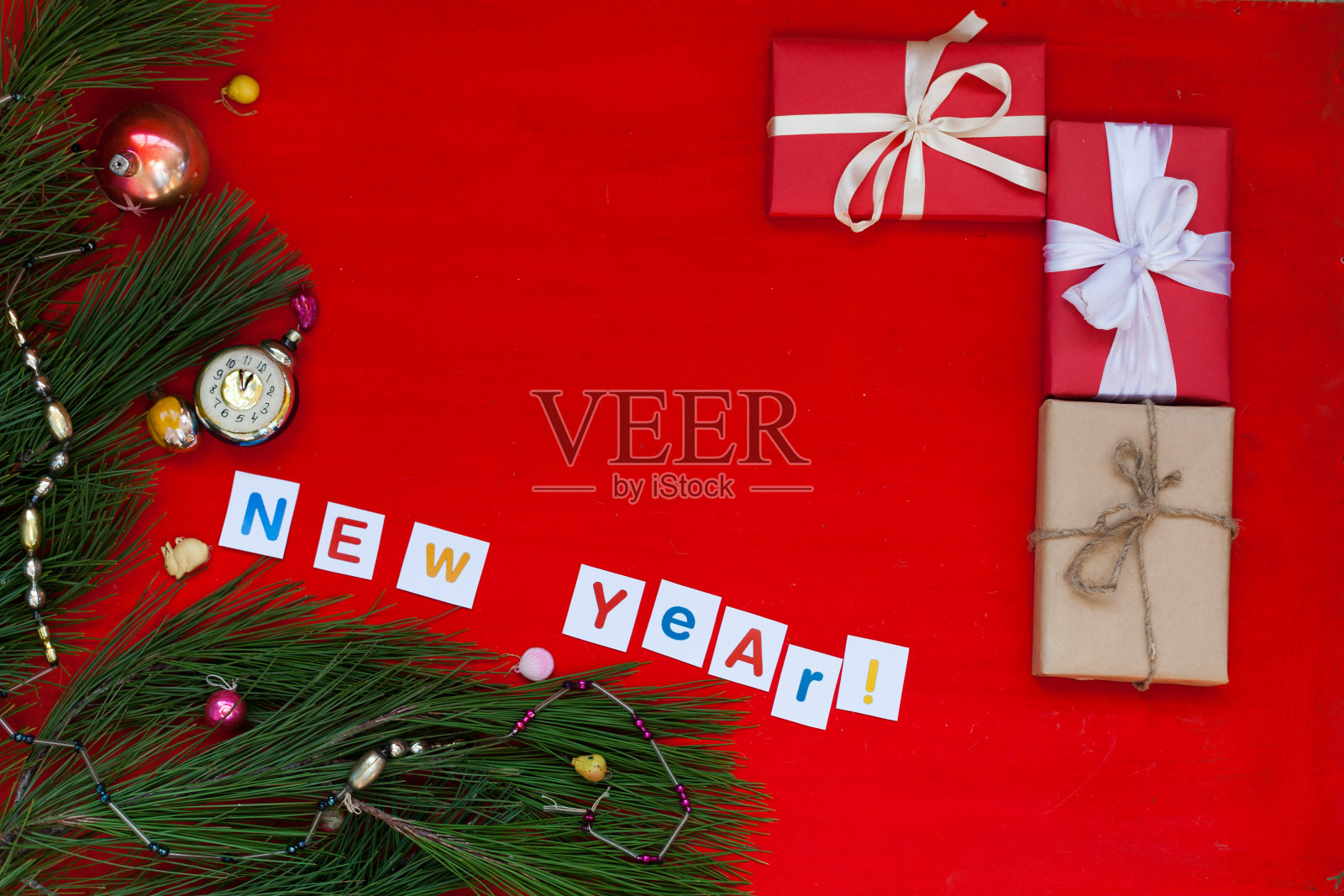 圣诞背景圣诞树节日新年礼物题词照片摄影图片