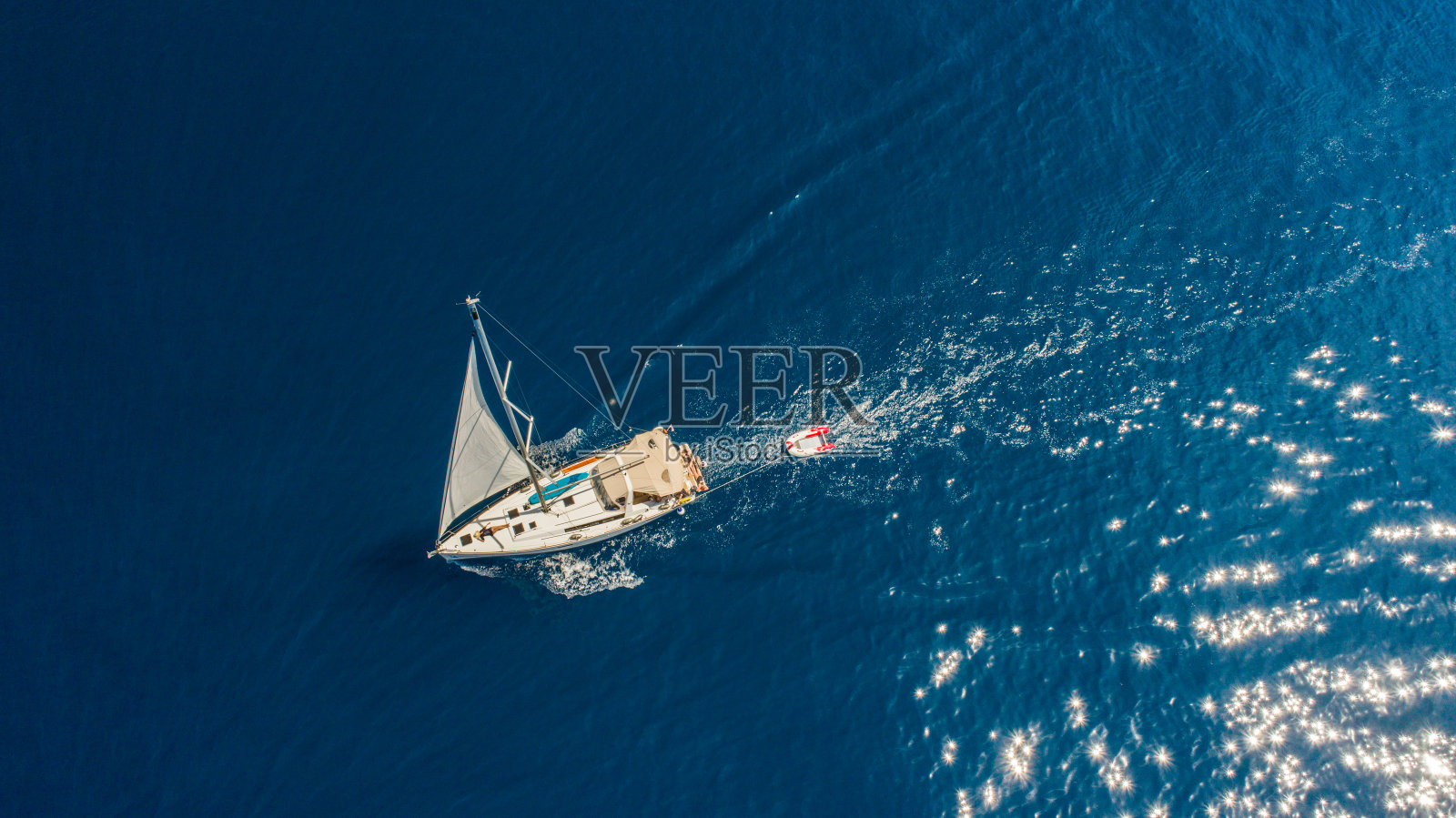 克罗地亚海上的游艇照片摄影图片