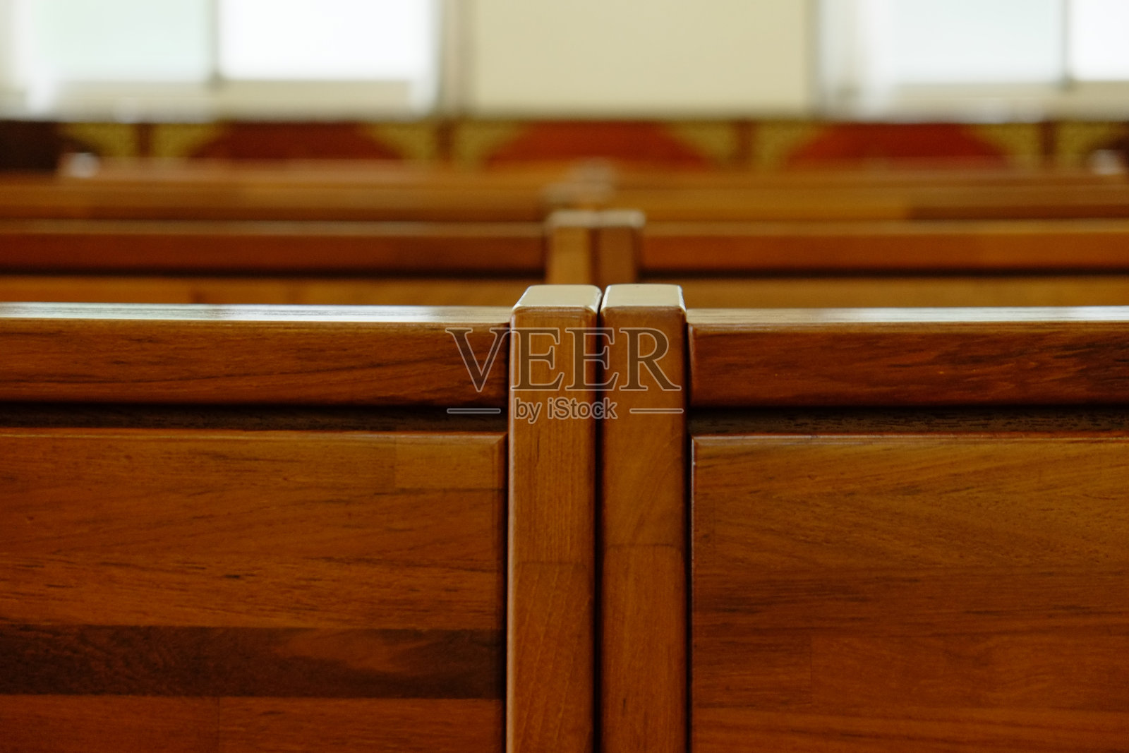 复古的室内木椅。照片摄影图片