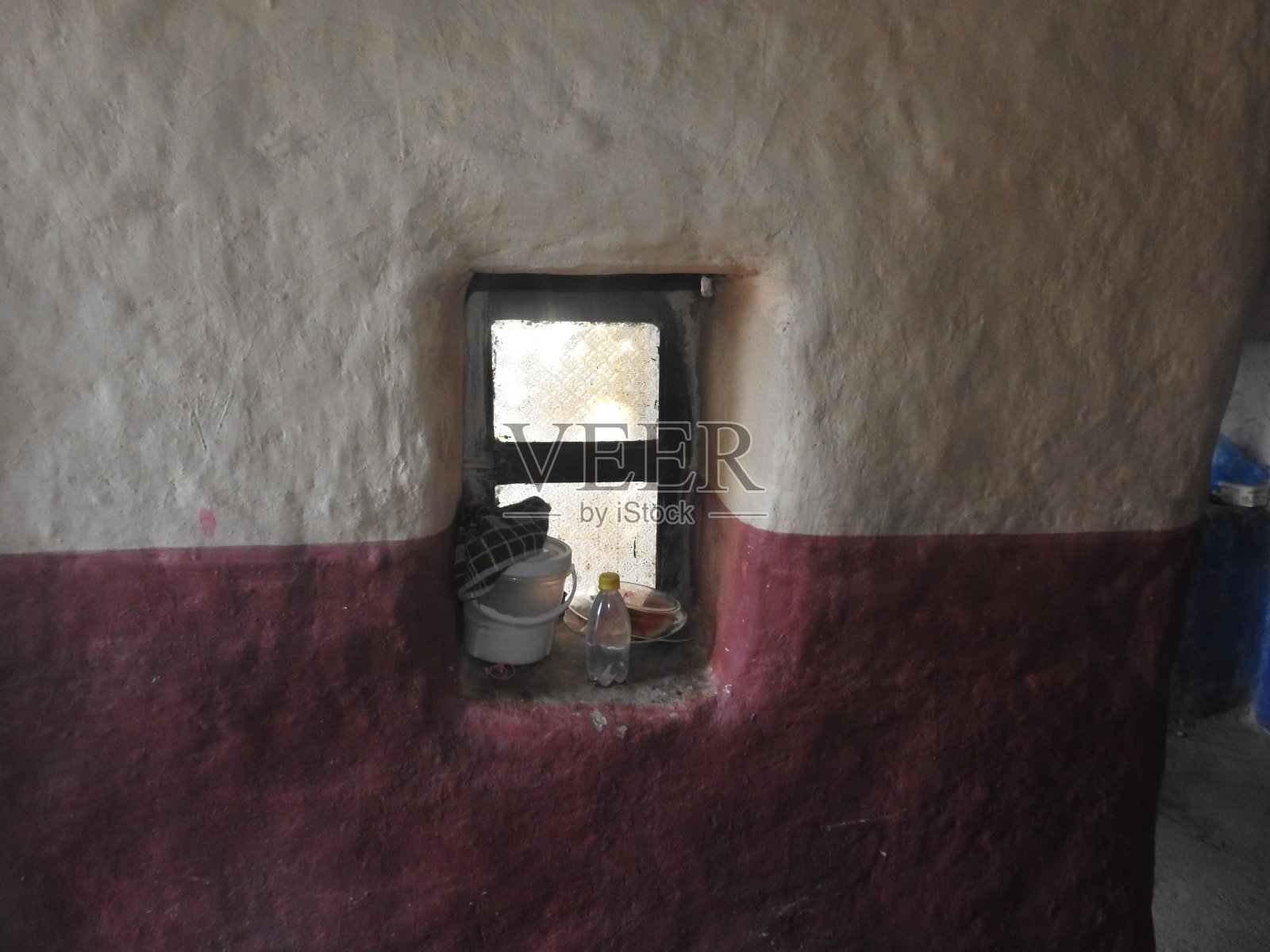 泥房子照片摄影图片