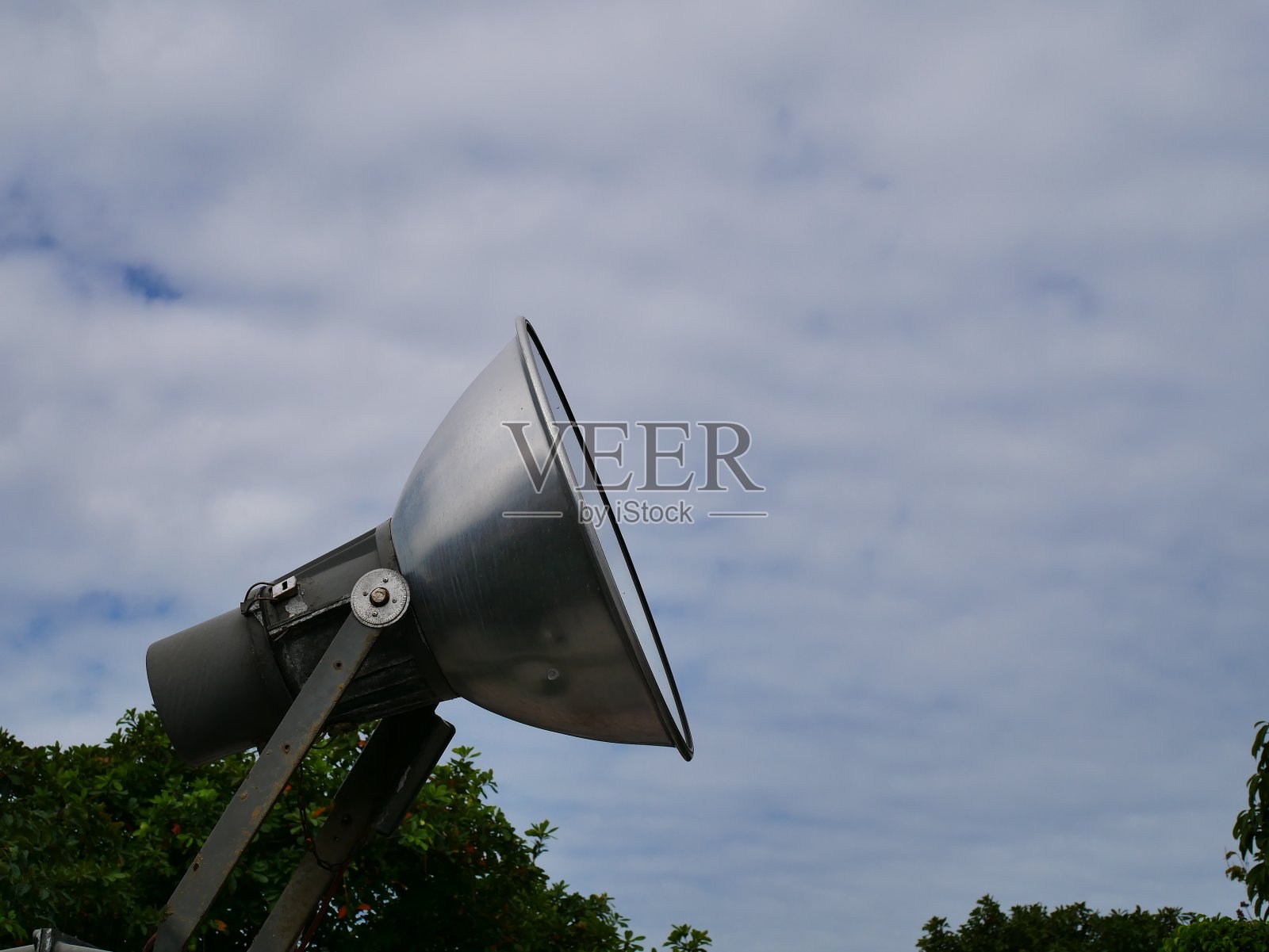 电动聚光灯下灯照片摄影图片