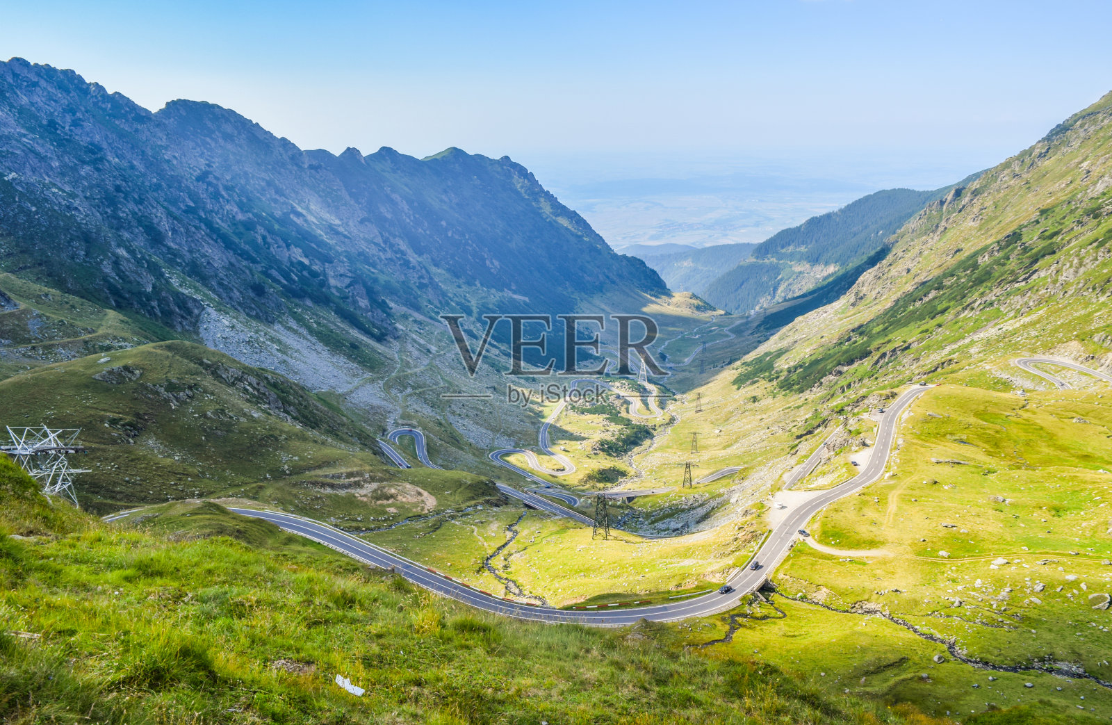 Transfagarasan的道路。照片摄影图片