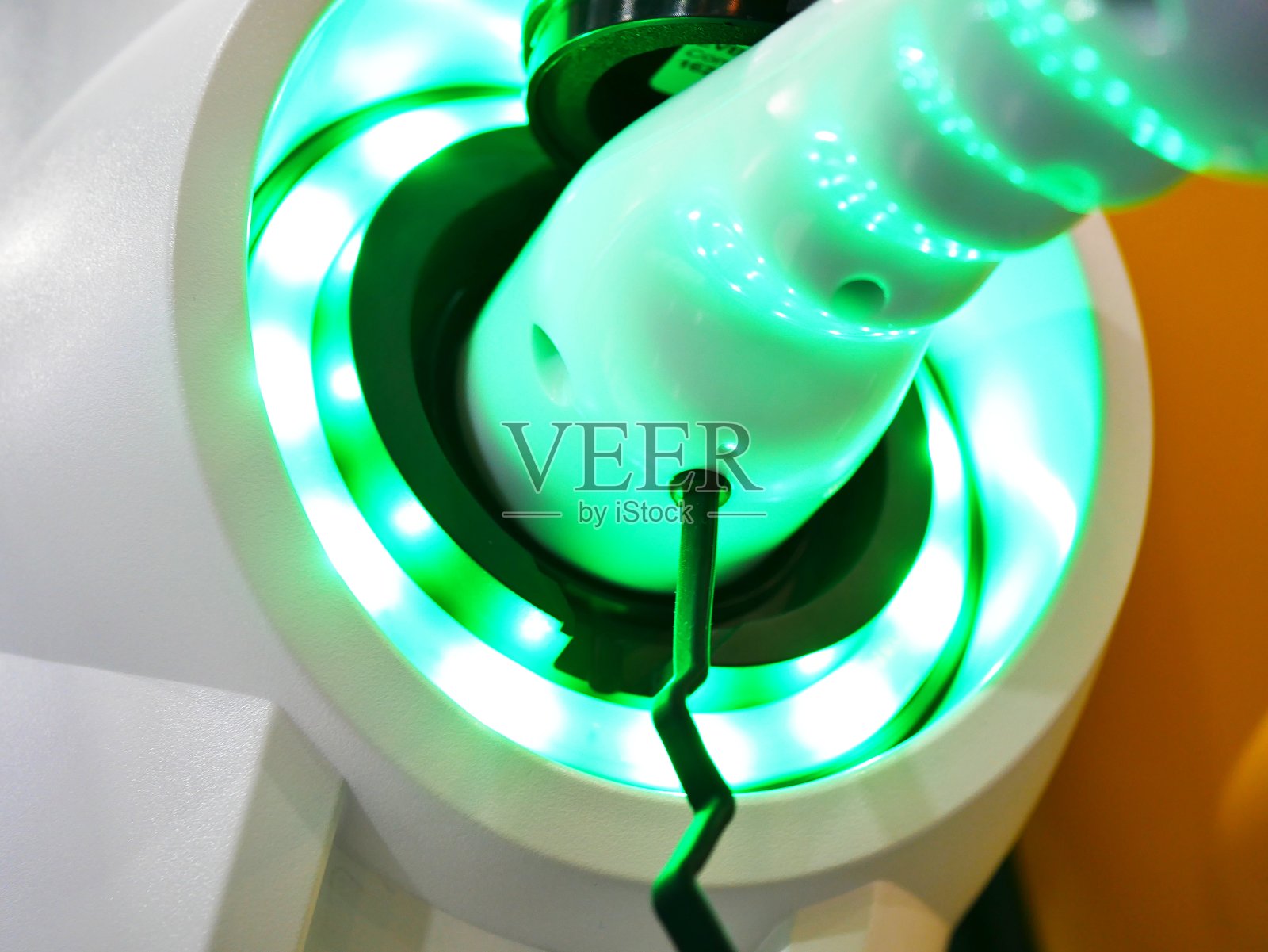 电动汽车充电照片摄影图片