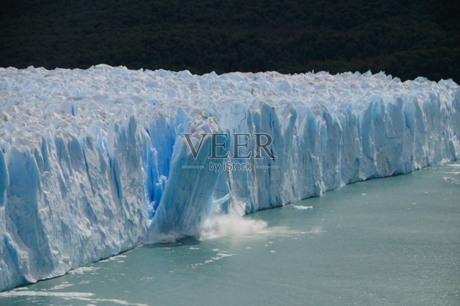 莫雷诺冰川崩解照片摄影图片