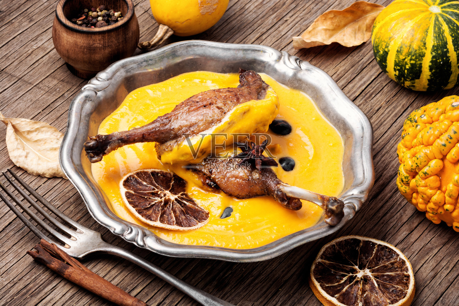 南瓜泥鸭腿照片摄影图片