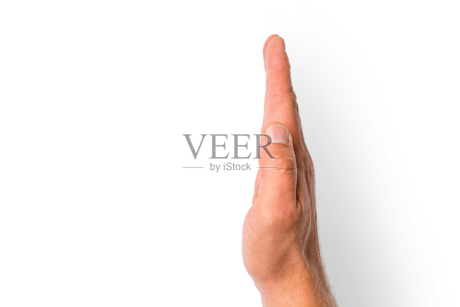 在白色背景上做一个停止或发誓手势作为模板照片摄影图片