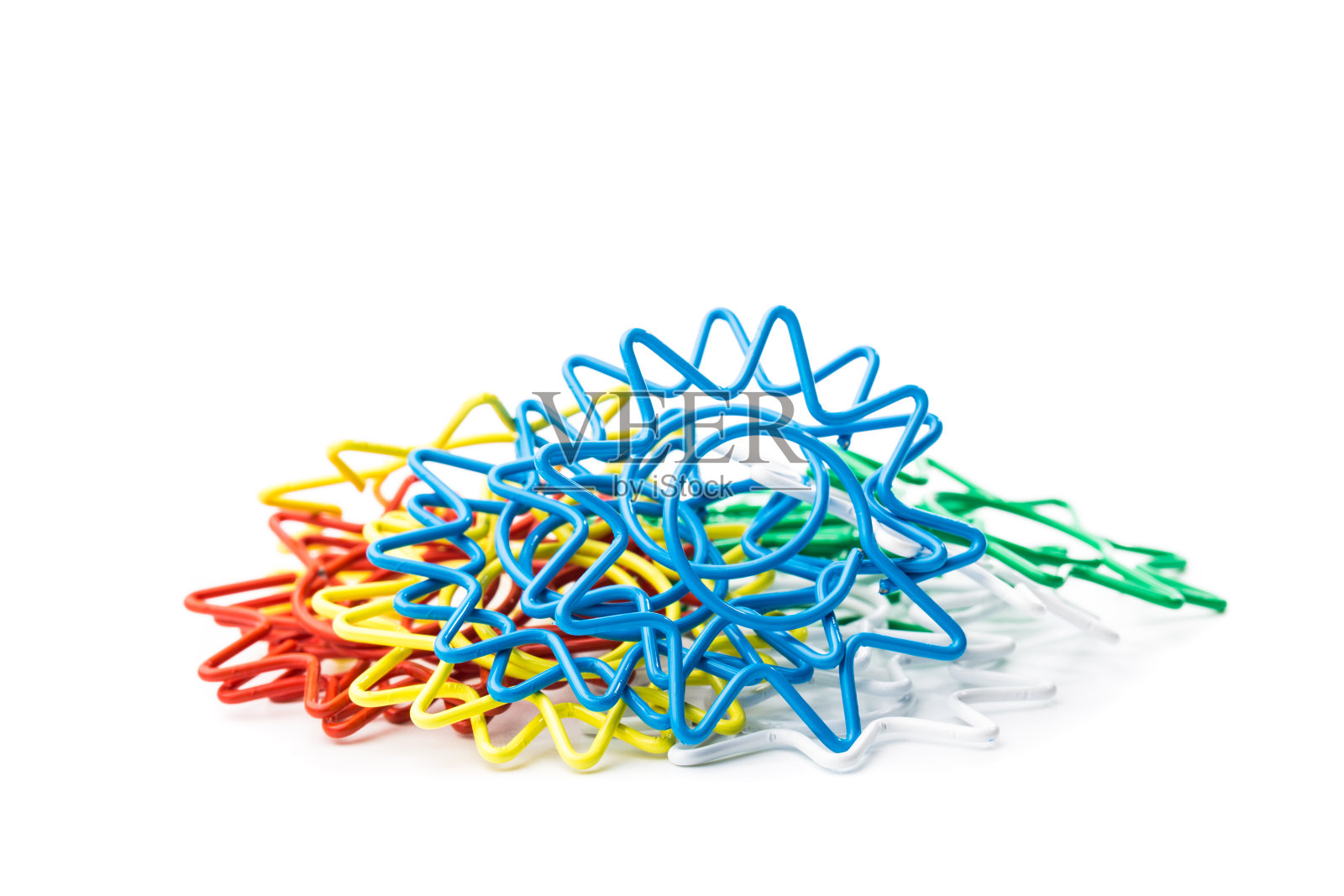 多色回形针孤立在白色背景照片摄影图片