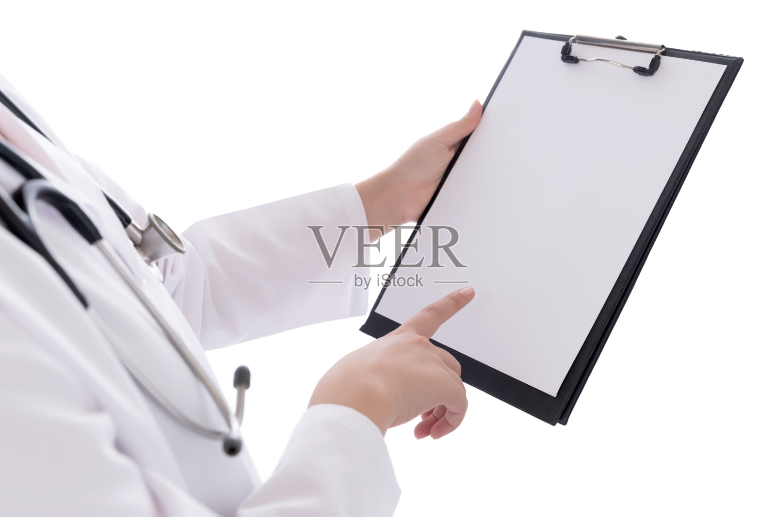 医生显示空白剪贴板孤立在白色照片摄影图片