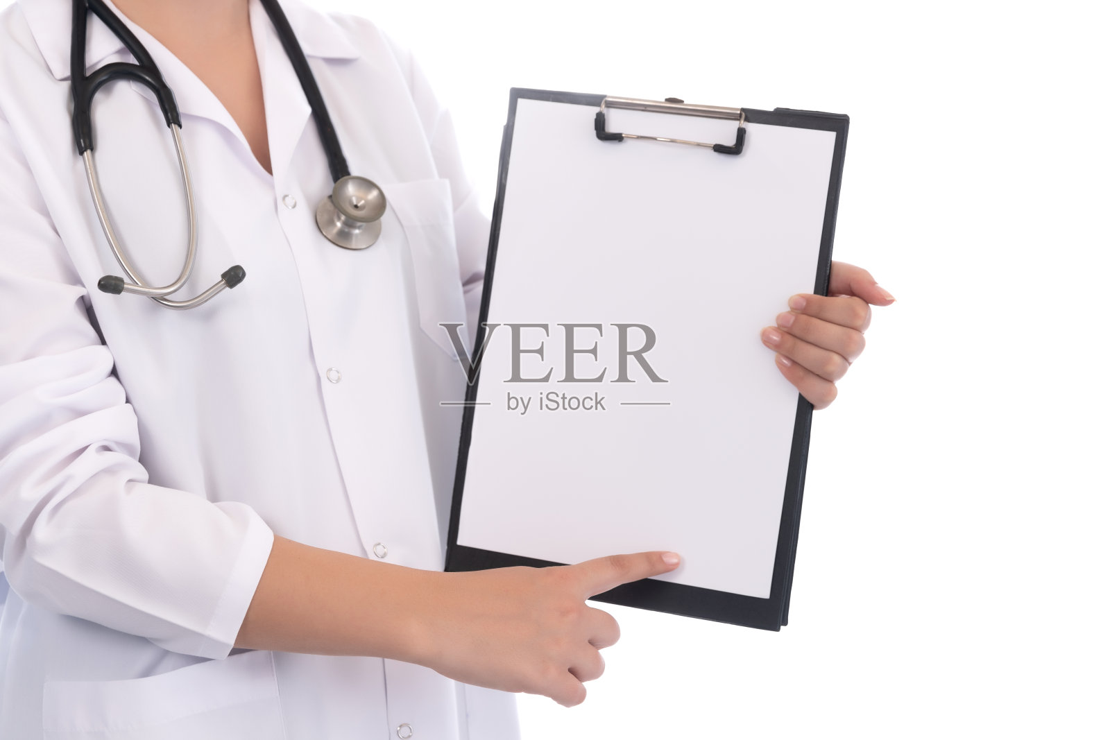 医生显示空白剪贴板孤立在白色照片摄影图片