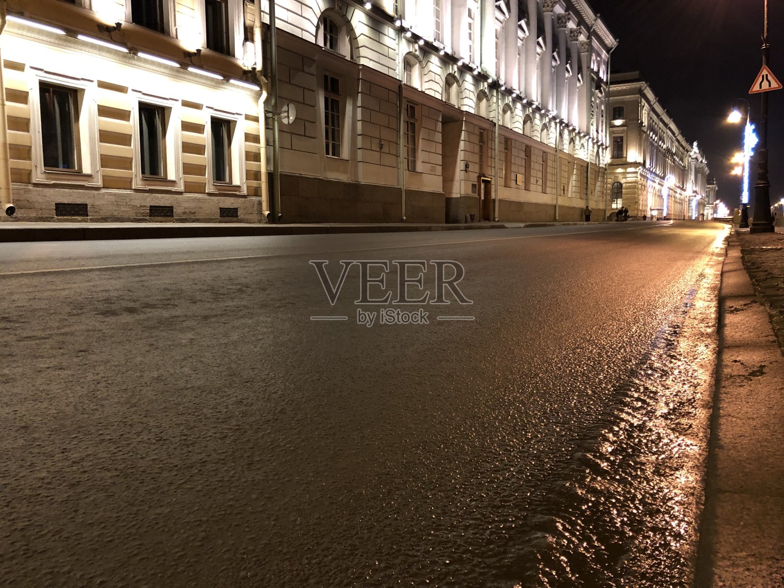 交通、街道、立面、建筑、雨,冬天照片摄影图片