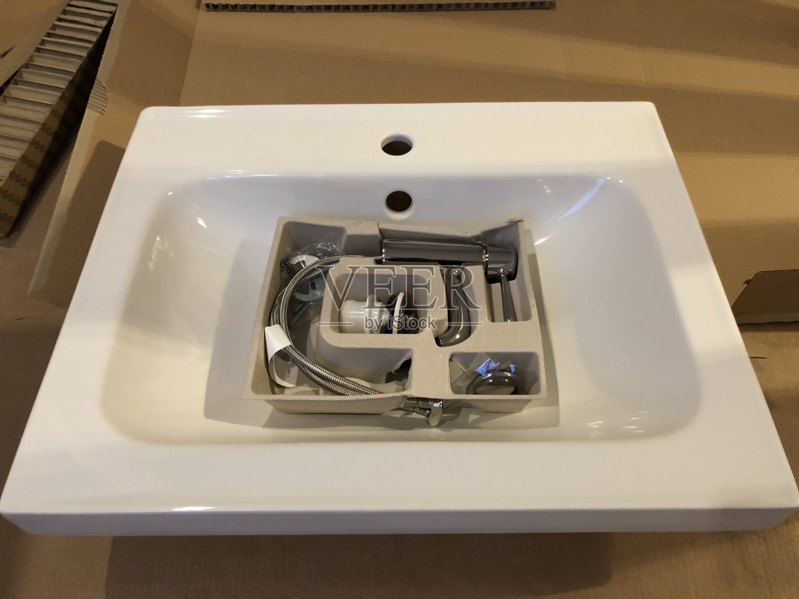 水槽,盥洗台、脸盆、组装、污水照片摄影图片