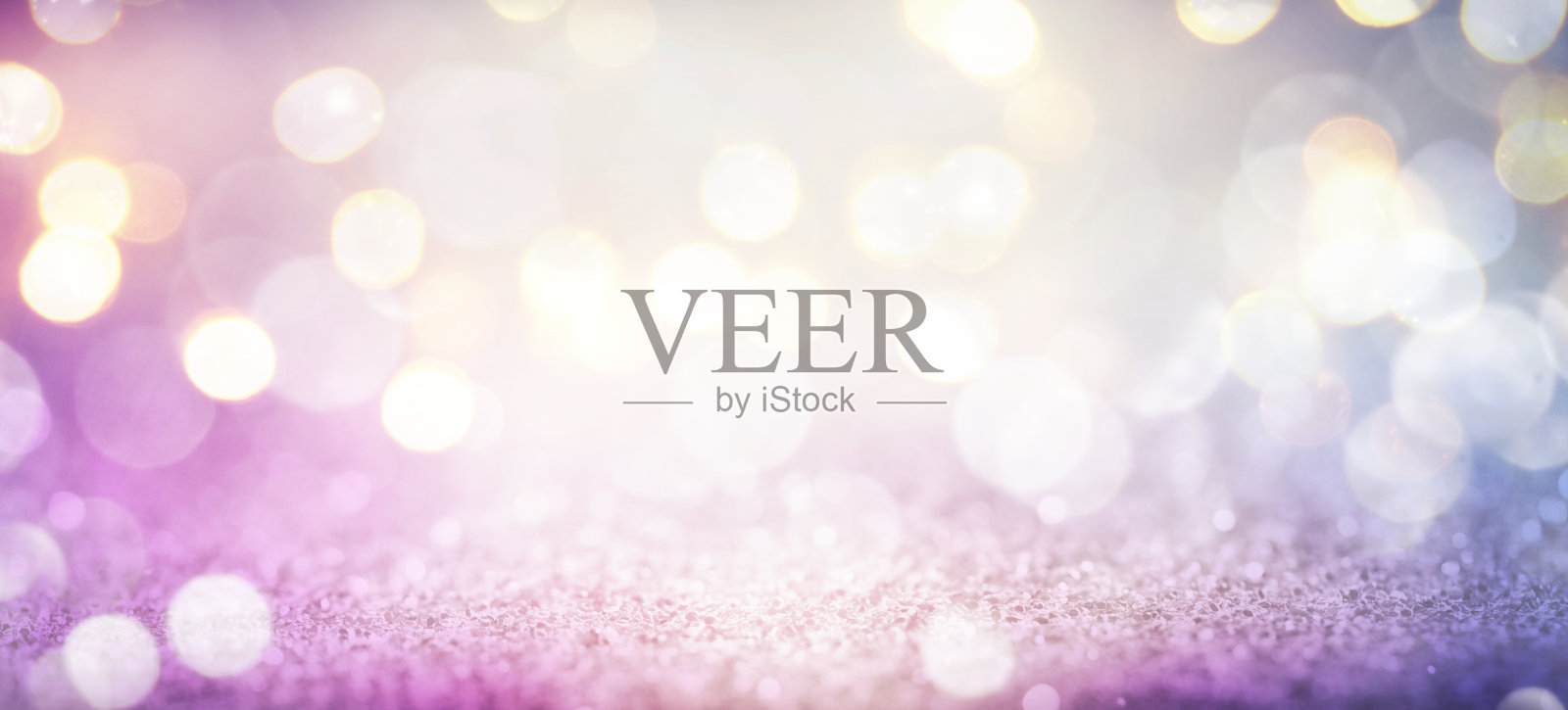 圣诞和新年假期背景，闪着复古灯光的背景。散焦。照片摄影图片