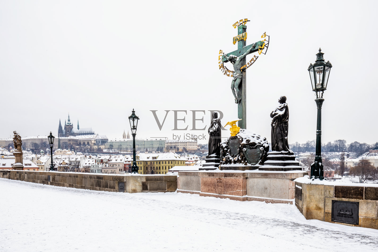 布拉格的冬天的早晨照片摄影图片