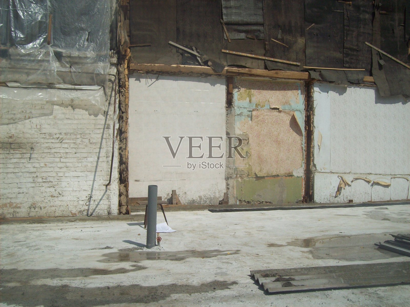 拆除私人住宅建筑的材料照片摄影图片