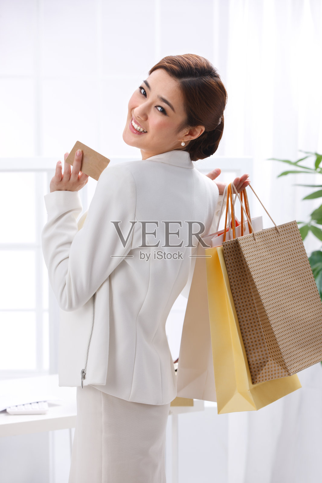 青年商务女士照片摄影图片