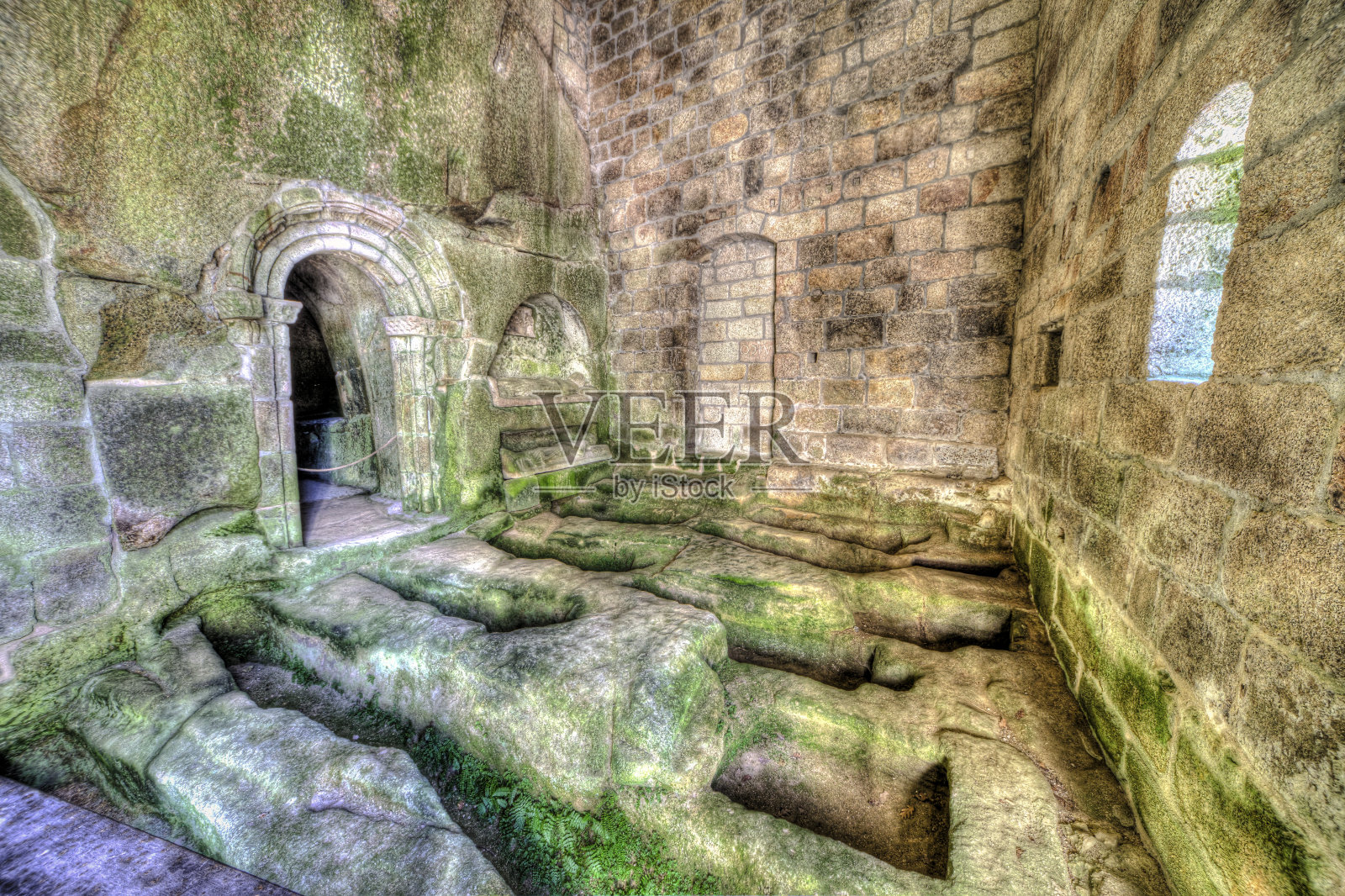 圣佩德罗·德·罗卡斯修道院的墓地照片摄影图片