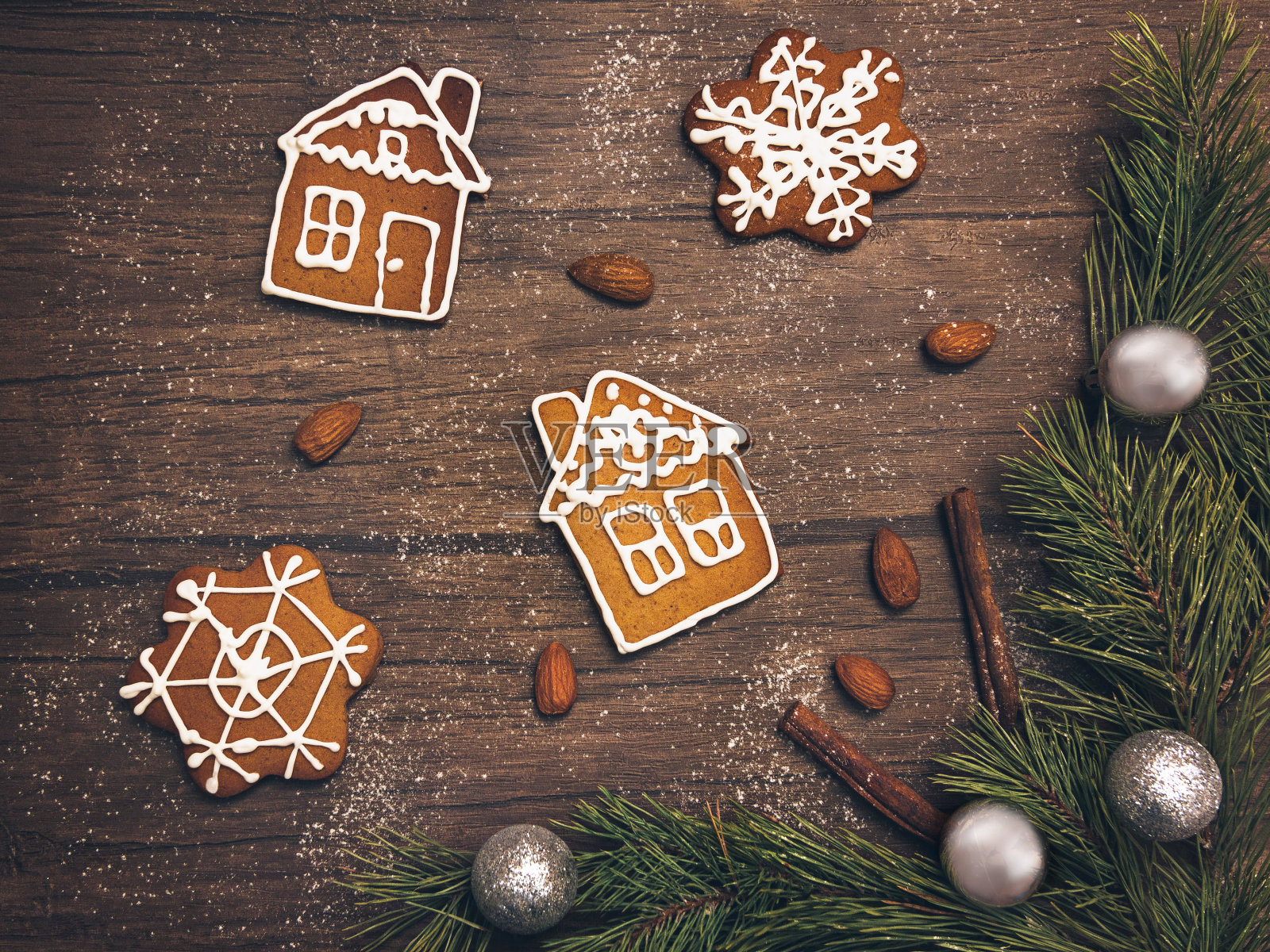 圣诞造型姜饼平躺照片照片摄影图片