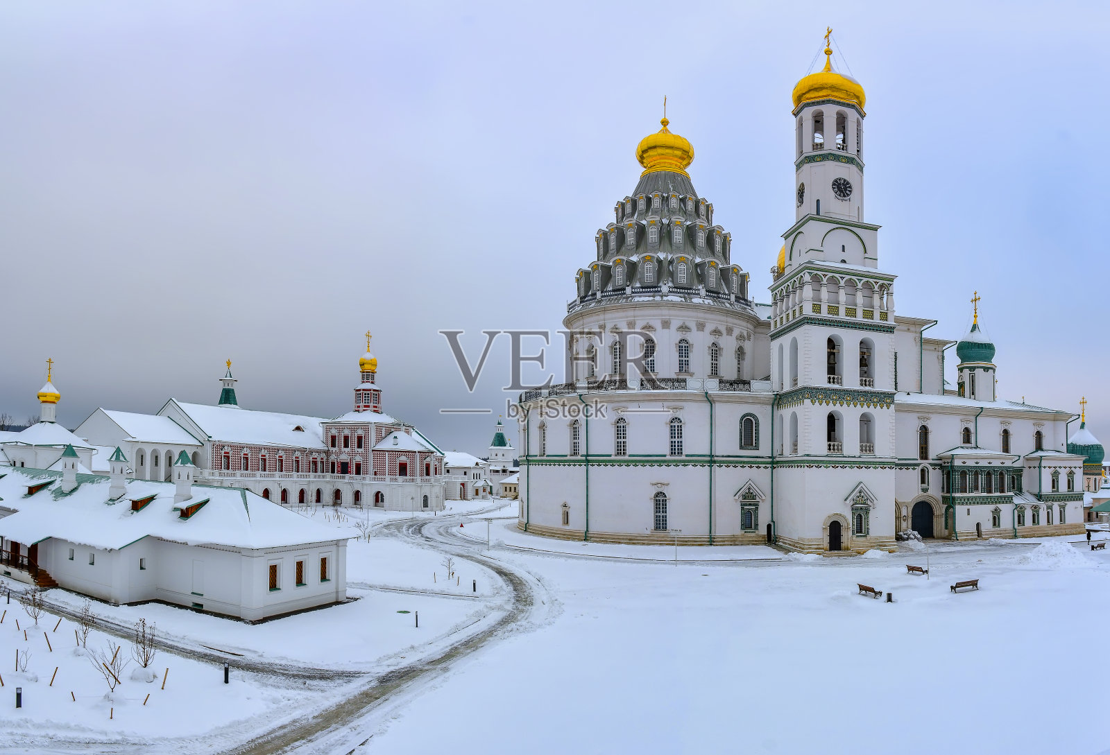 莫斯科地区伊斯特拉河上的复活新耶路撒冷斯塔夫罗波尔修道院照片摄影图片