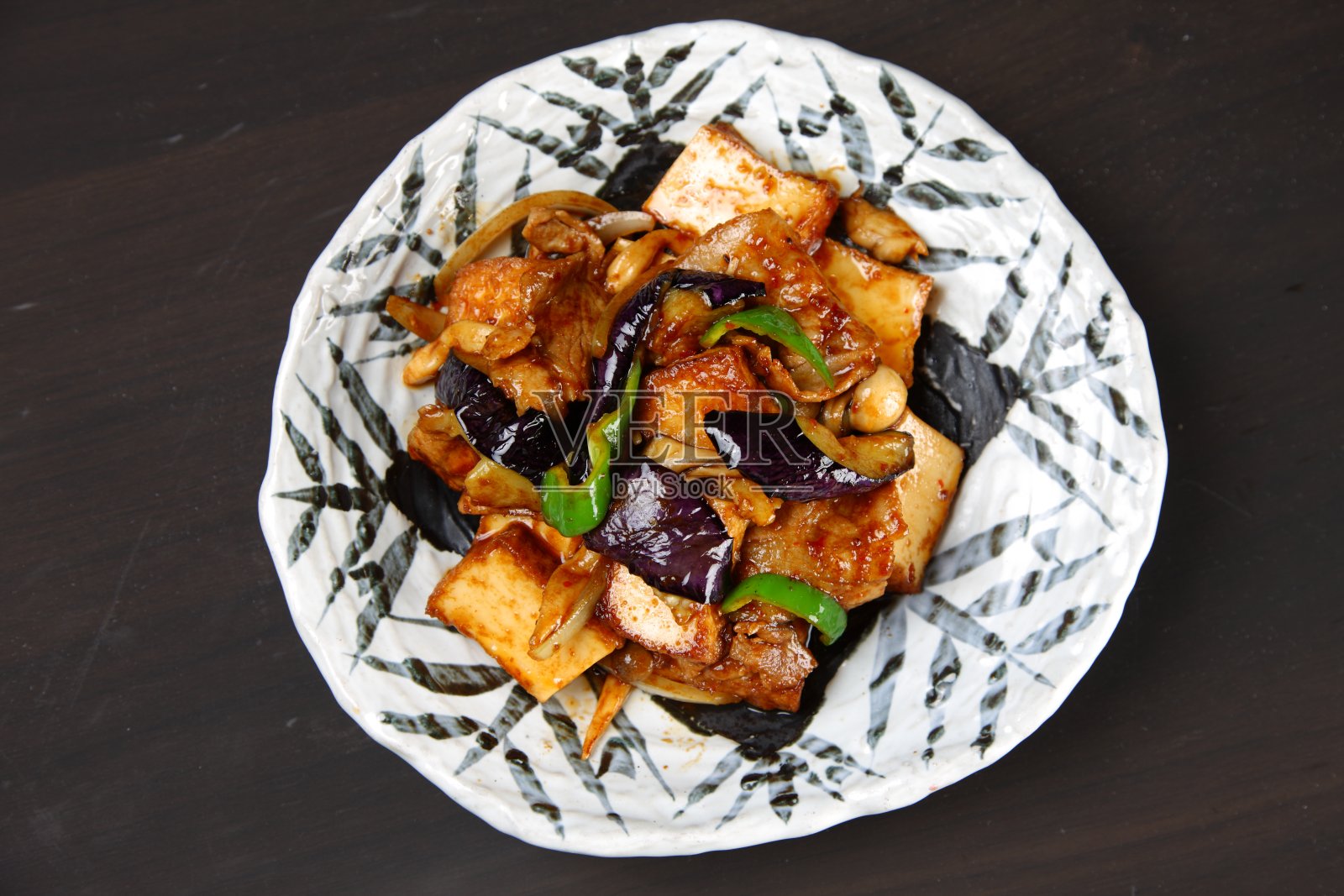 豆腐浓炒茄子味噌炒照片摄影图片