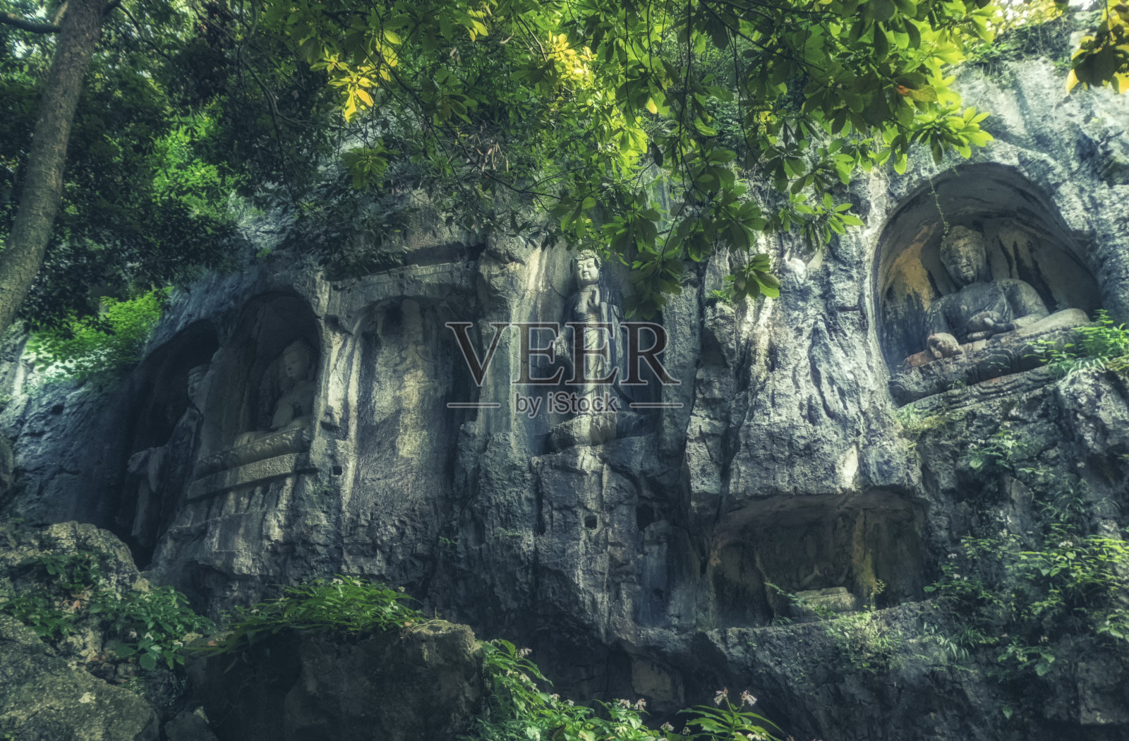 水闸冯石窟照片摄影图片