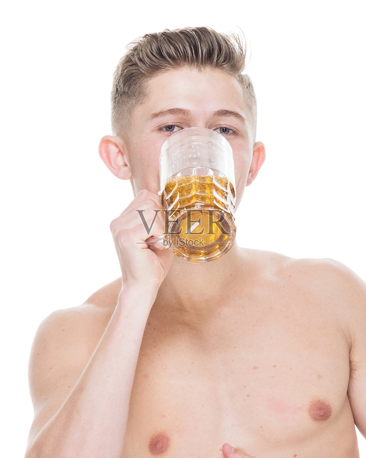 英俊的赤膊男子穿着美国主题短裤照片摄影图片