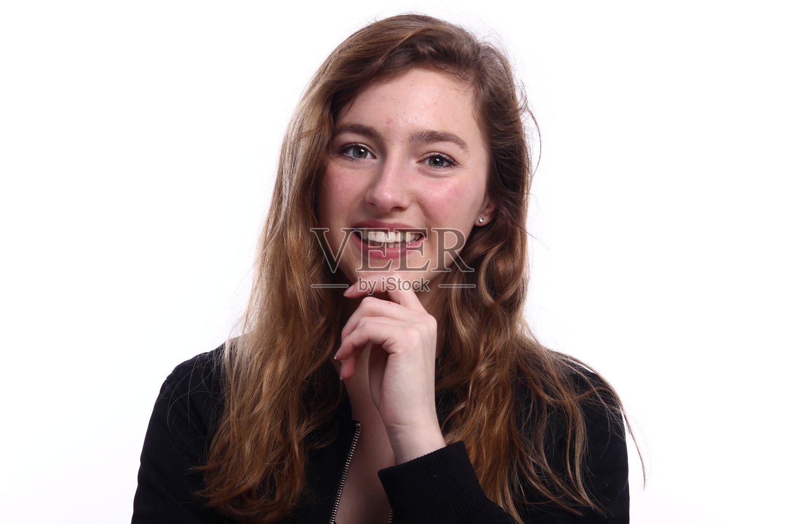 美丽的白人女人在白色背景前照片摄影图片