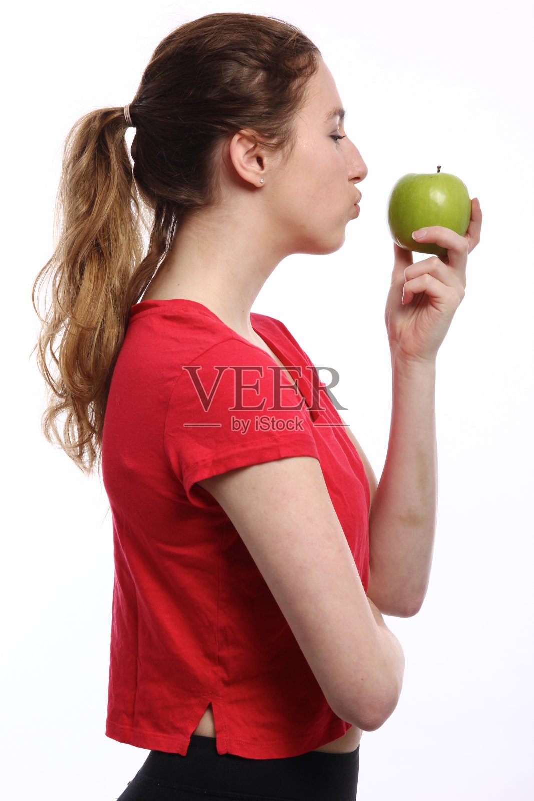 美丽的白人女人在白色背景前照片摄影图片