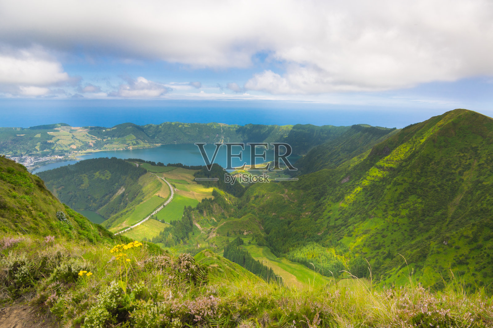 七城之湖-拉格阿达斯塞特cidades -圣米格尔岛，亚速尔群岛，葡萄牙照片摄影图片