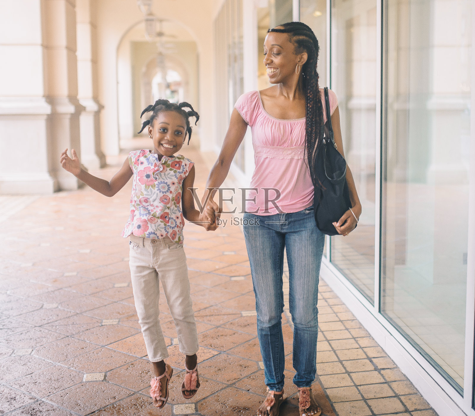 逛街照片摄影图片