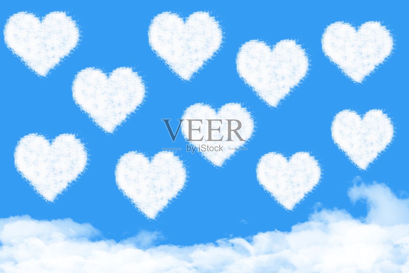 心形云，情观蓝天照片摄影图片