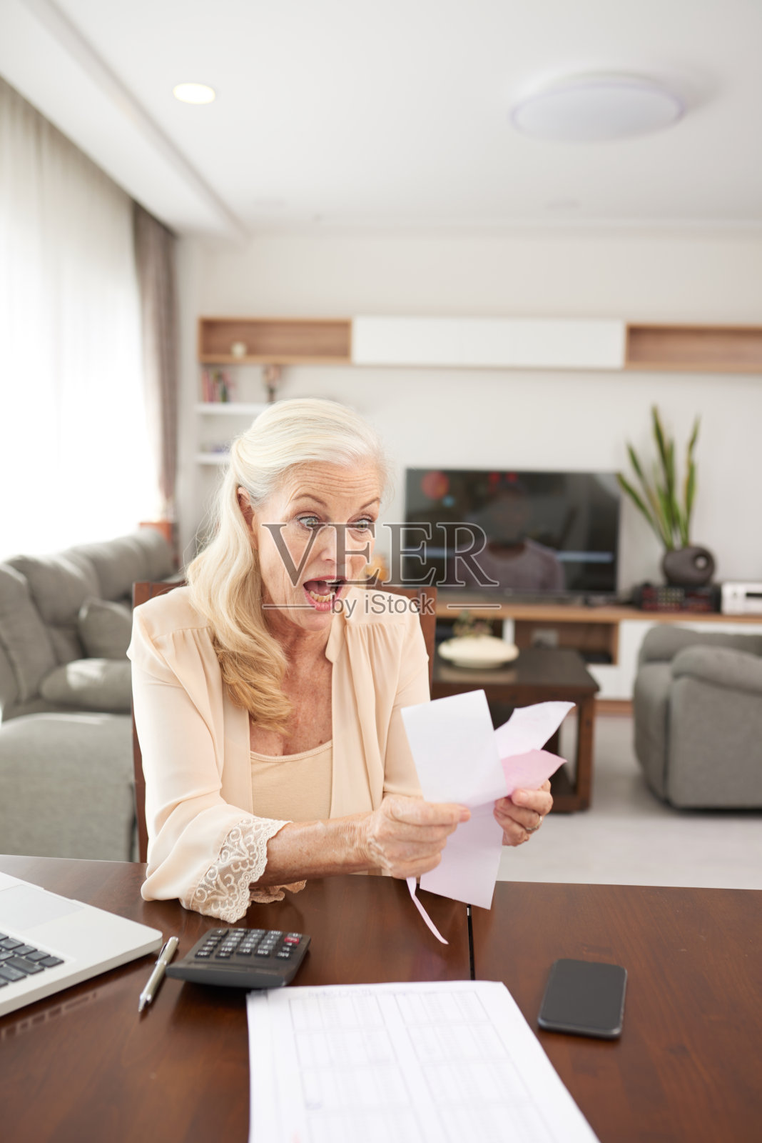 财务问题照片摄影图片