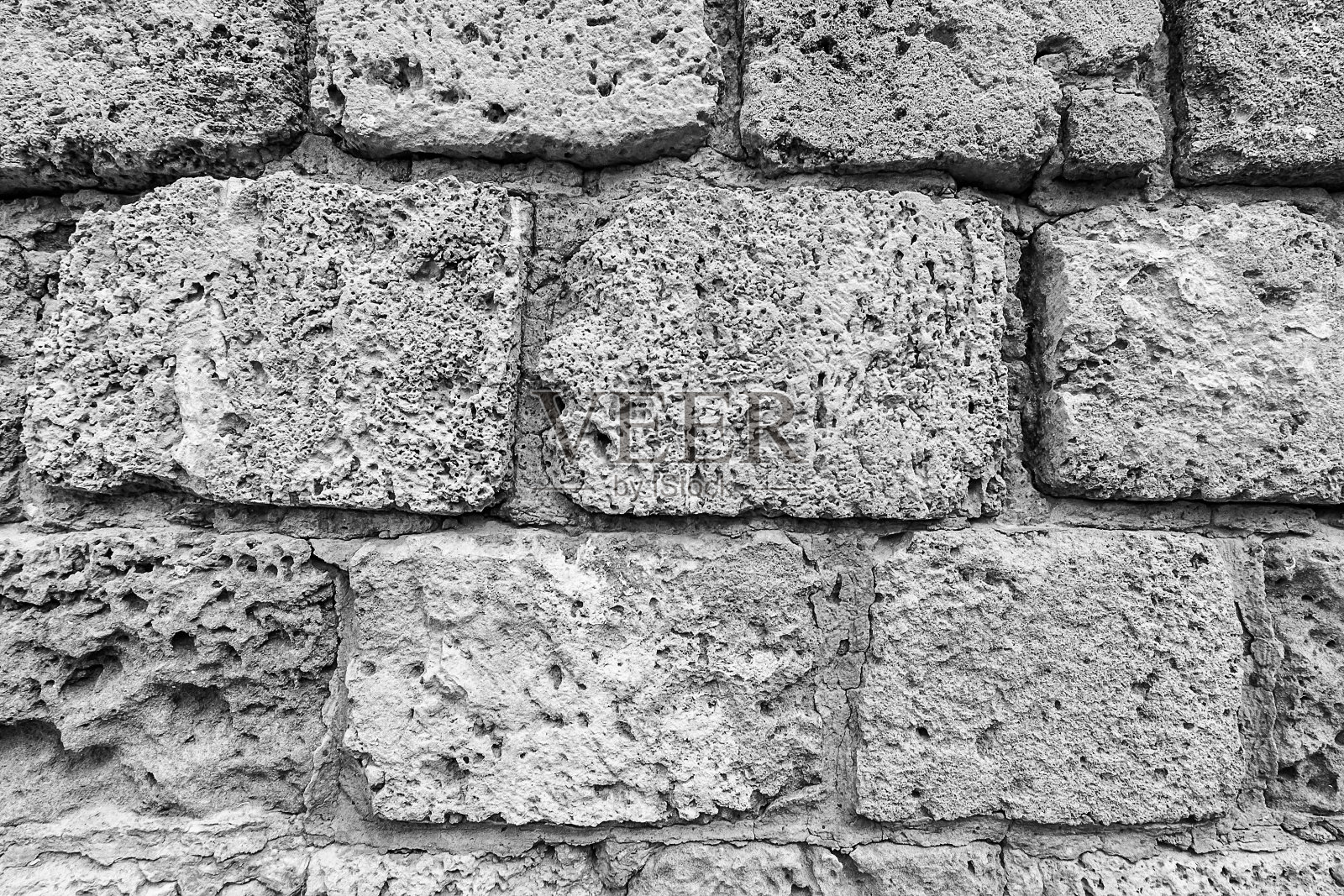 背景是古老的砖墙。照片摄影图片