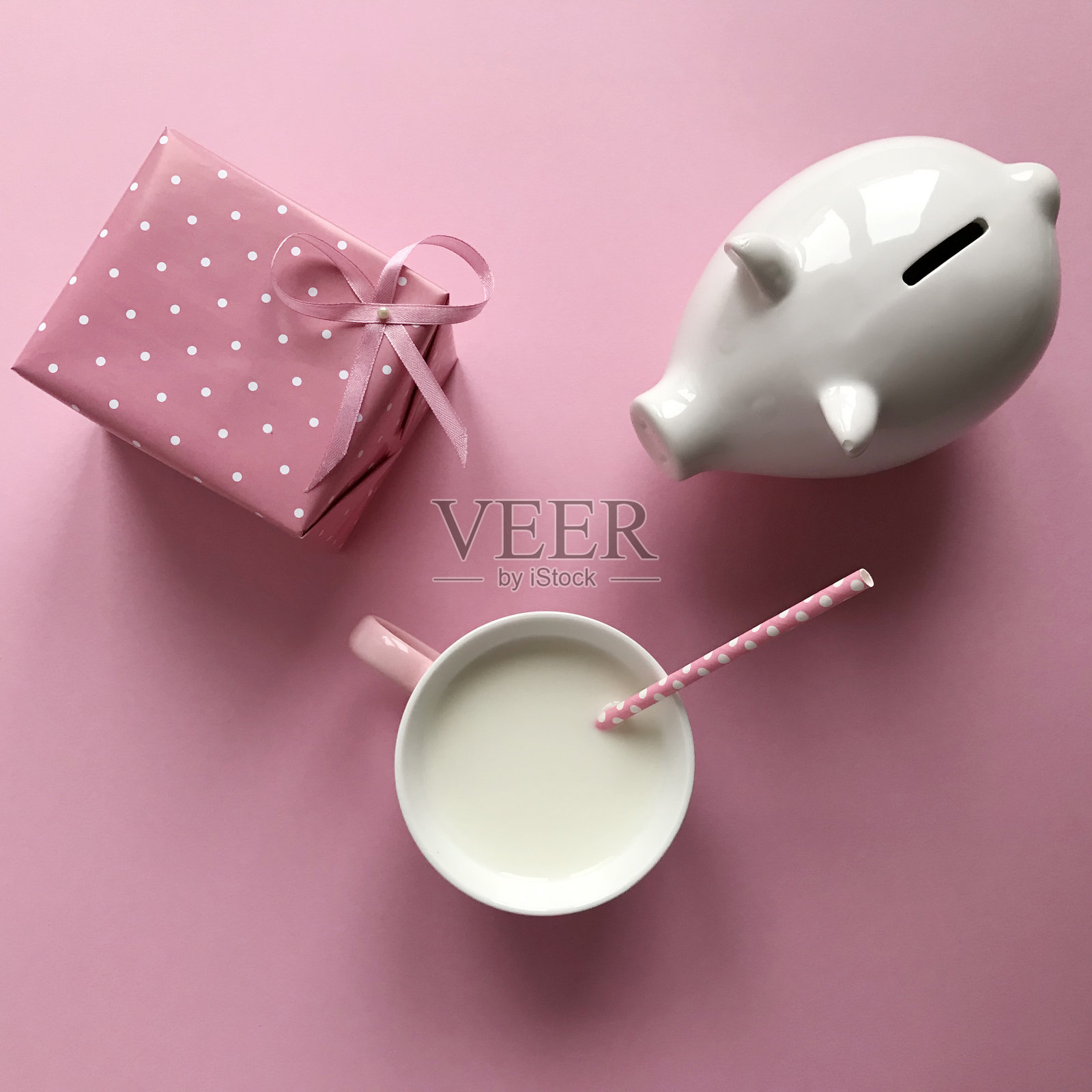 情人节和生日的礼物照片摄影图片