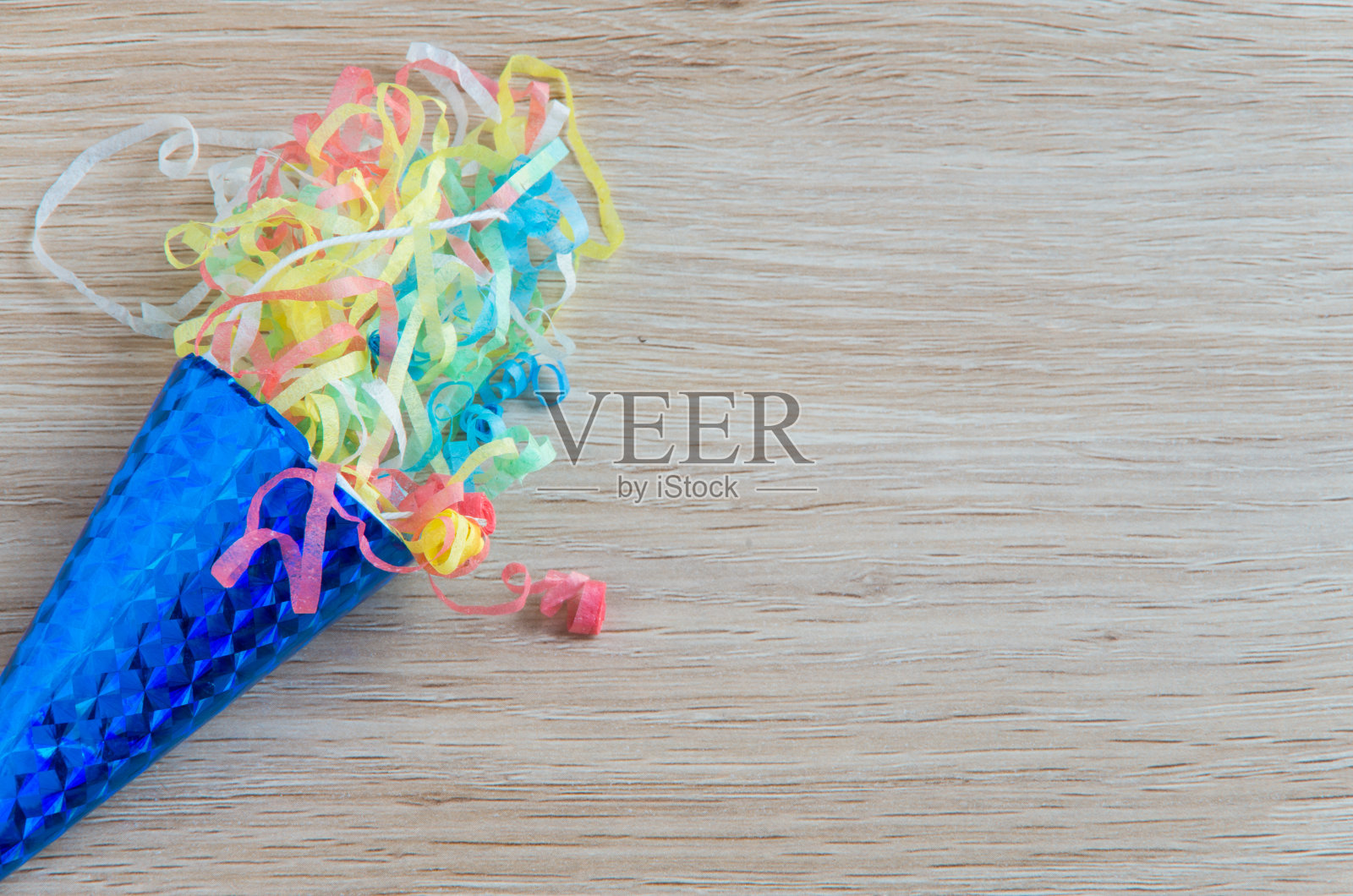 蓝色的派对礼花照片摄影图片