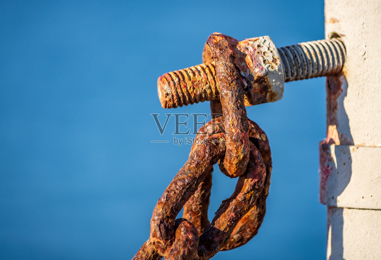 螺栓和链条生锈照片摄影图片