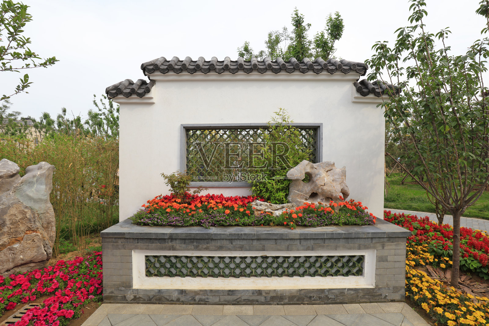 中国河北唐山市南湖公园建筑景观照片摄影图片