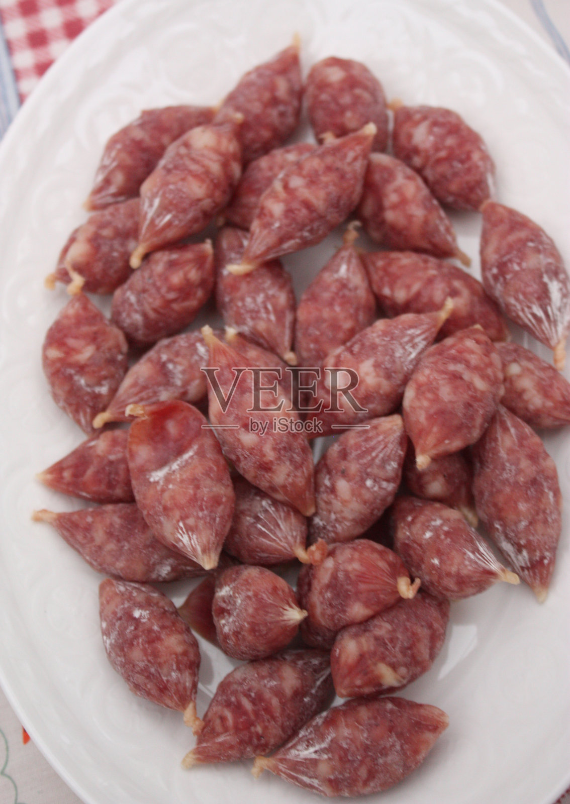 迷你香肠鸡尾酒开胃酒照片摄影图片