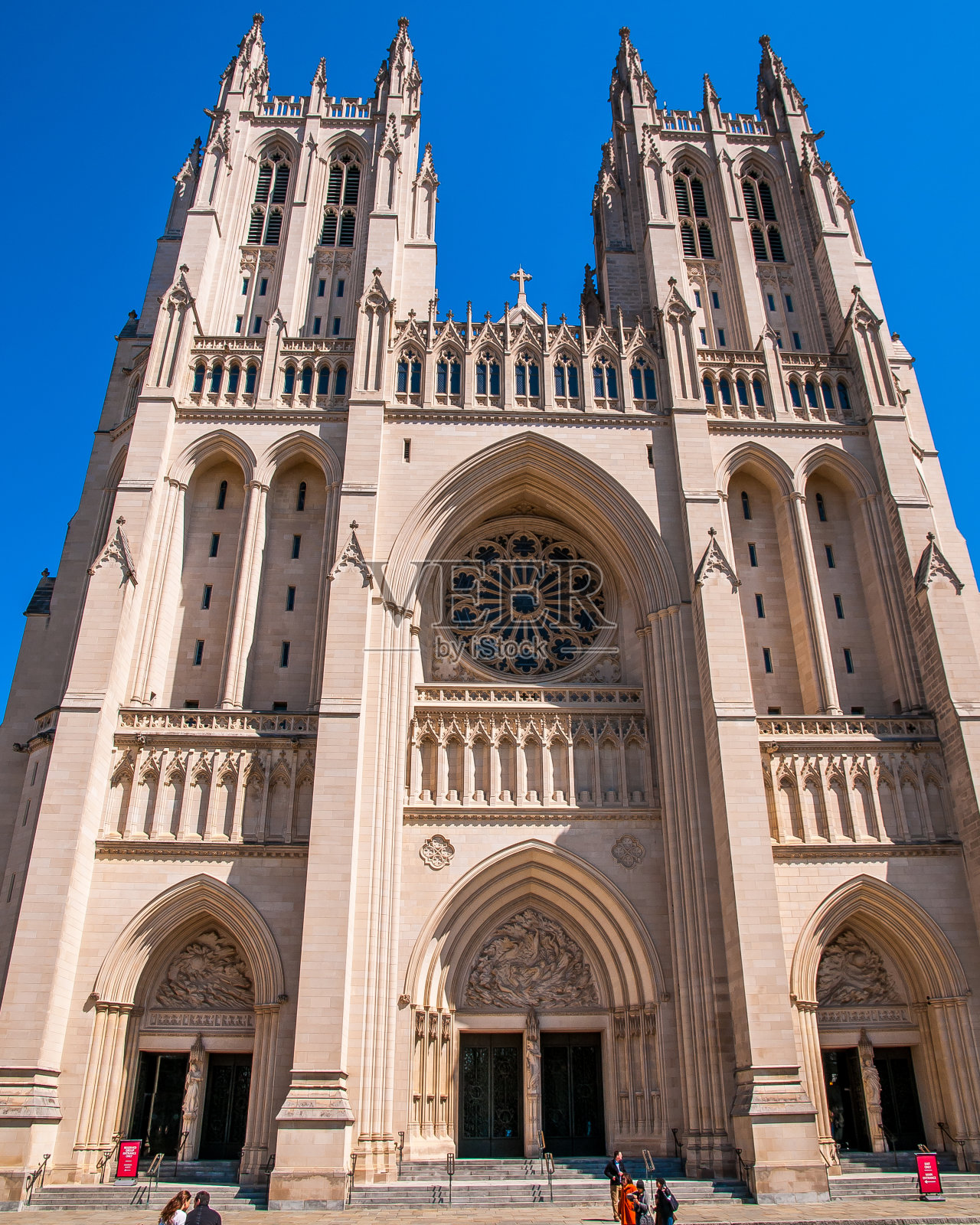 华盛顿国家大教堂外的建筑照片摄影图片