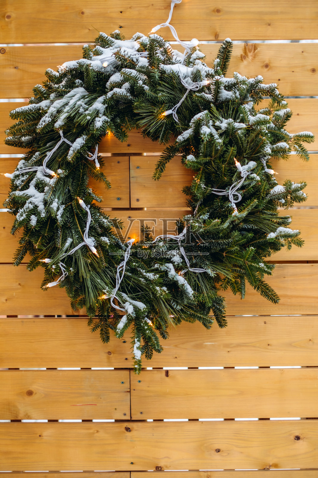 冬季甲板装饰照片摄影图片
