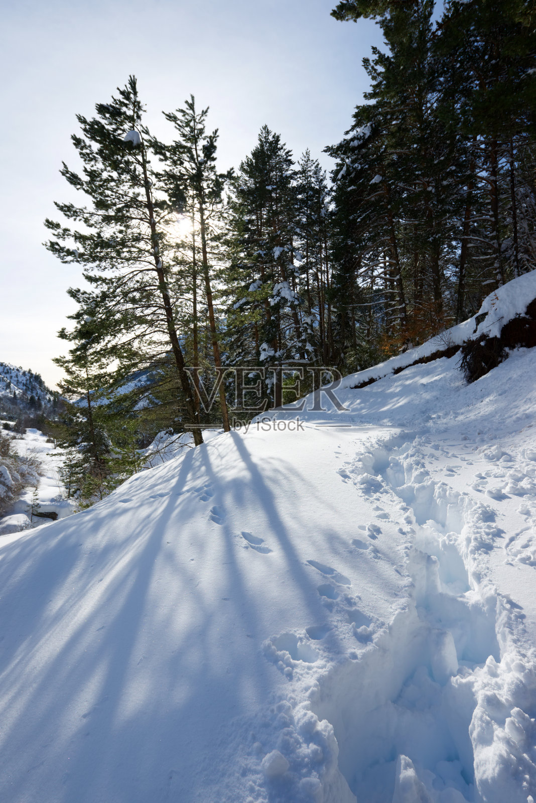 庇里牛斯山照片摄影图片