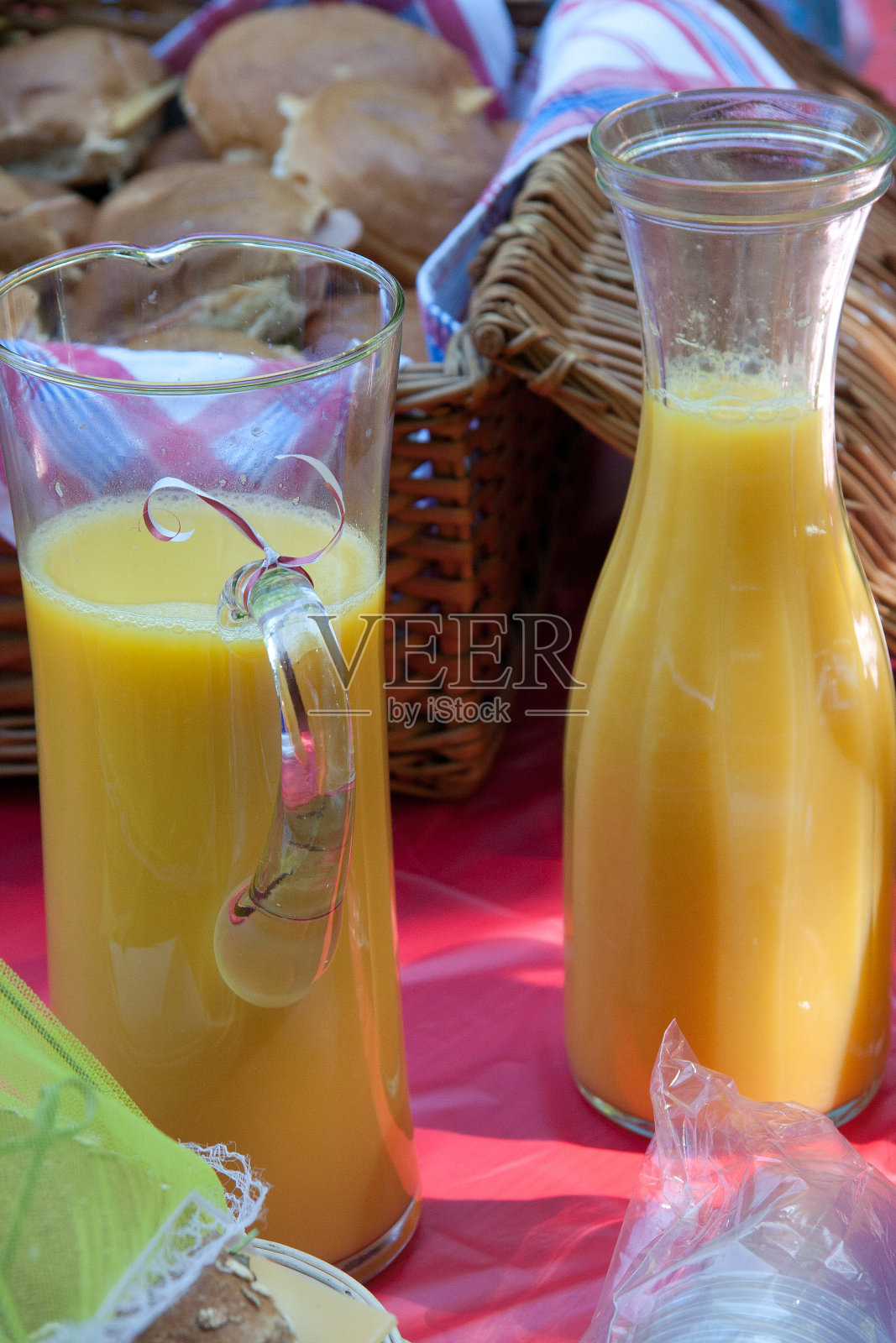 用鲜榨橙汁野餐照片摄影图片