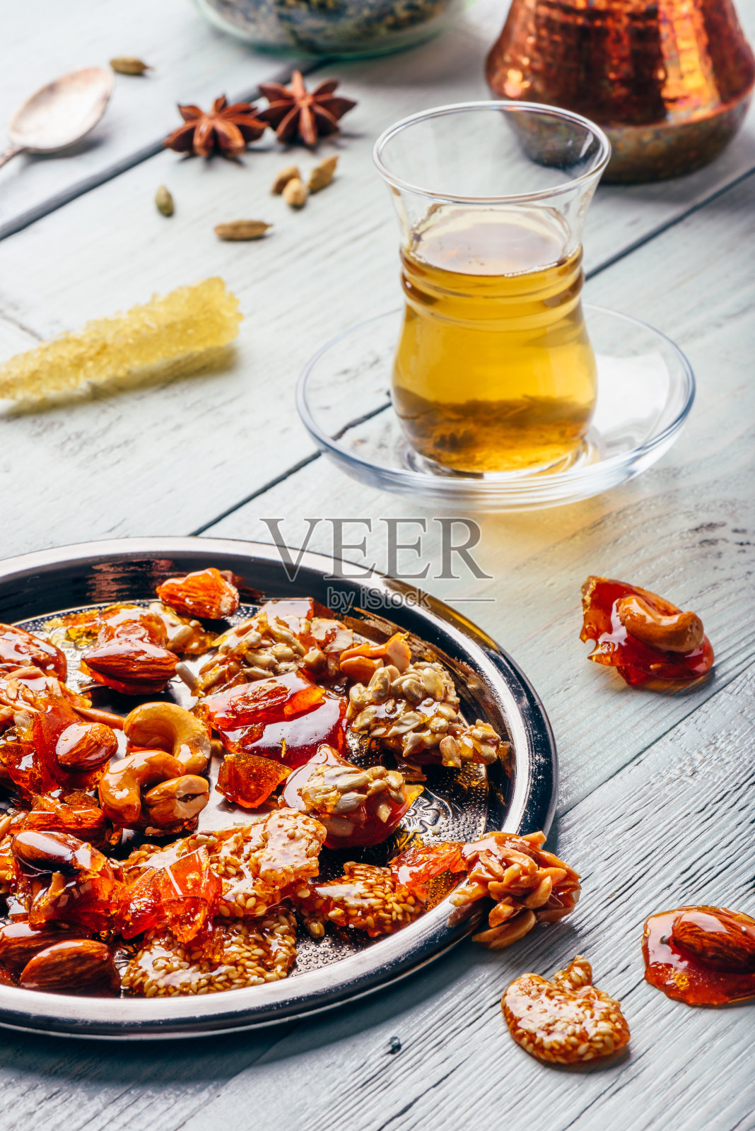 红茶与东方甜点照片摄影图片