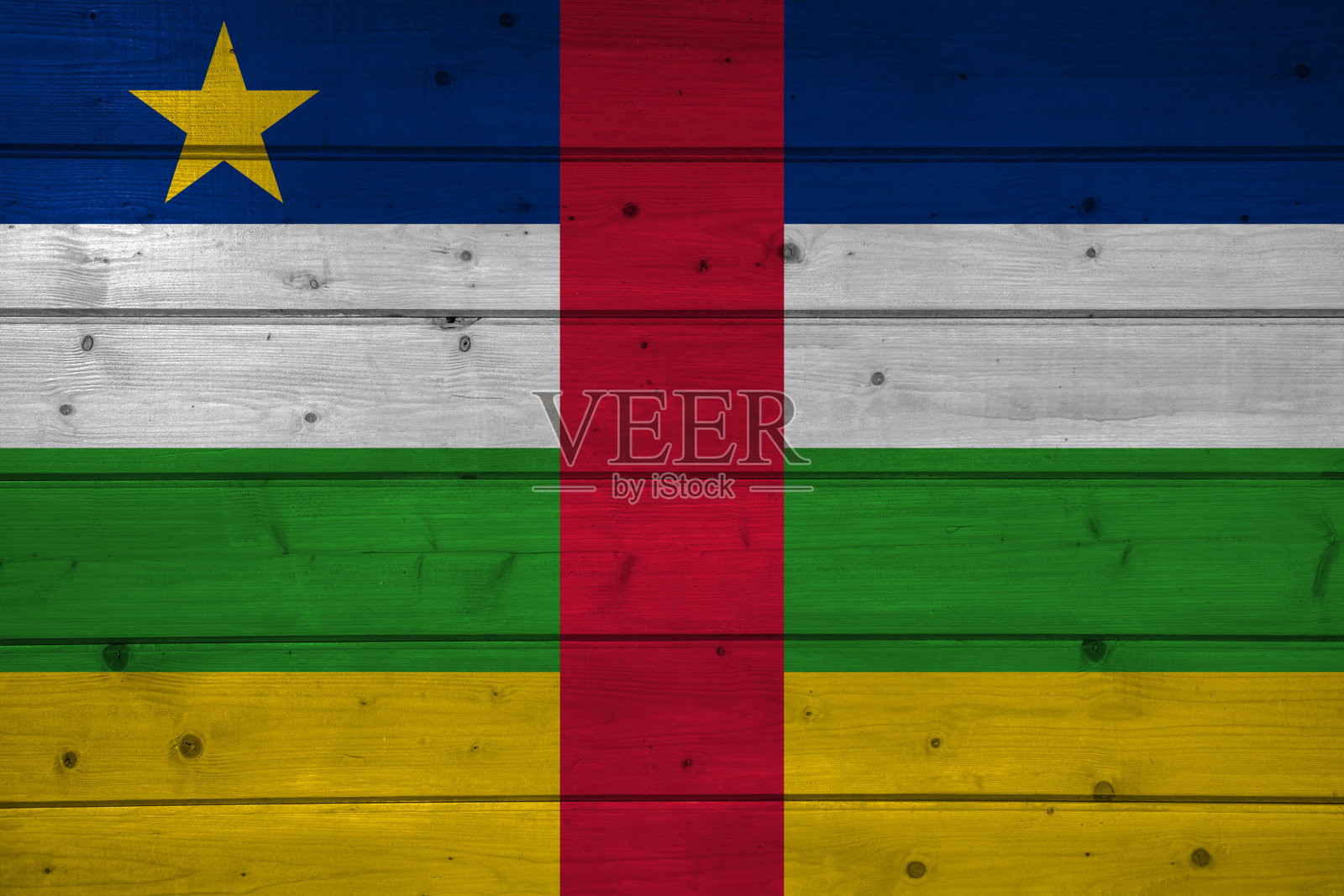 木质背景，表面为中非共和国国旗。木制墙壁,木板。国旗照片摄影图片