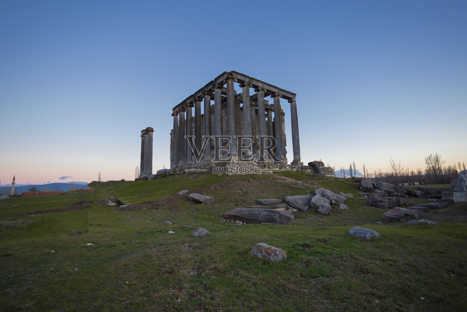 土耳其库塔哈亚卡夫达希萨尔的艾佐奈古城照片摄影图片