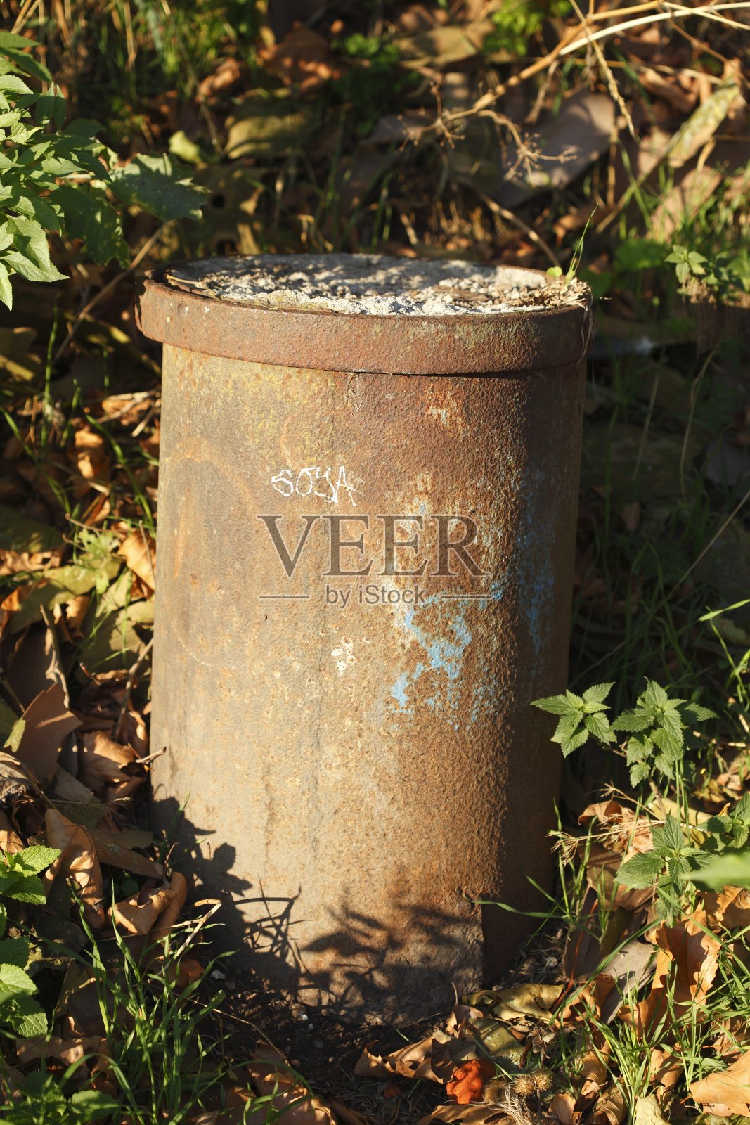 生锈的傻瓜照片摄影图片