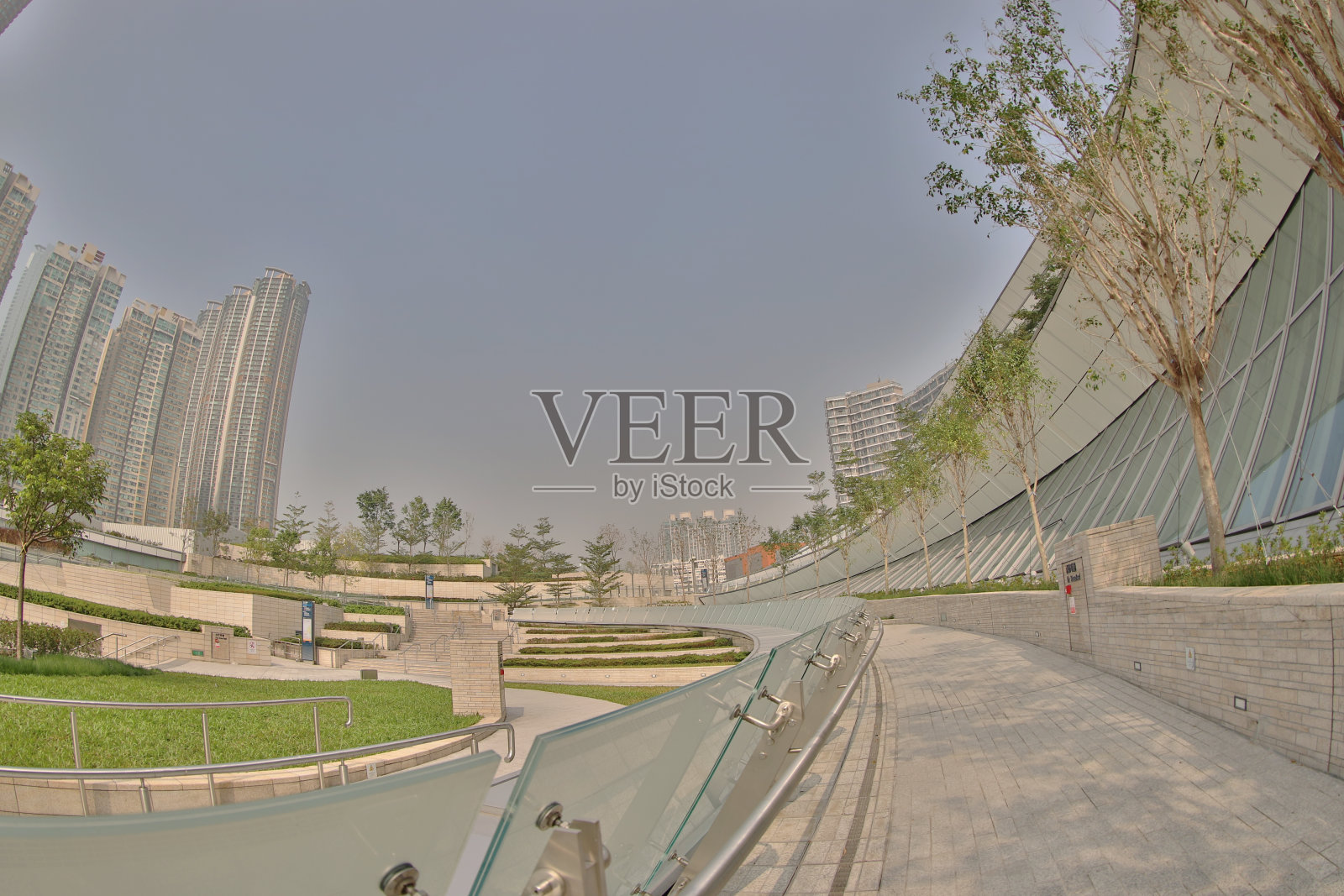 位于西九龙站的天台花园照片摄影图片