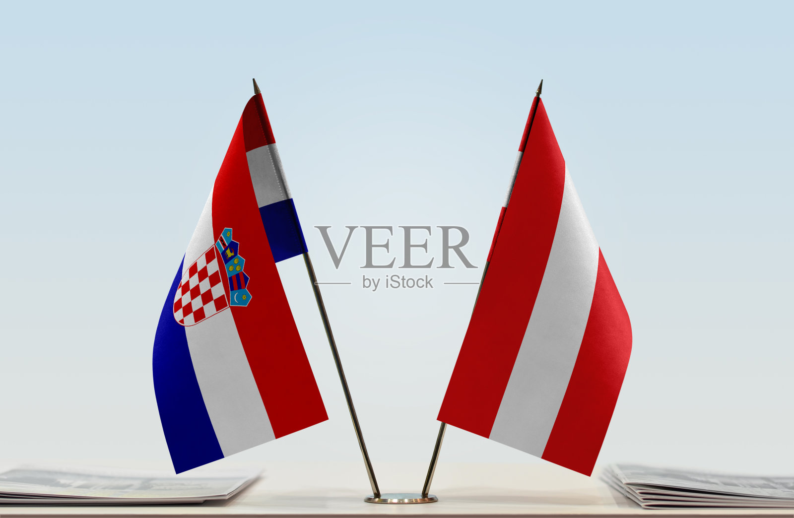 克罗地亚和奥地利的国旗照片摄影图片