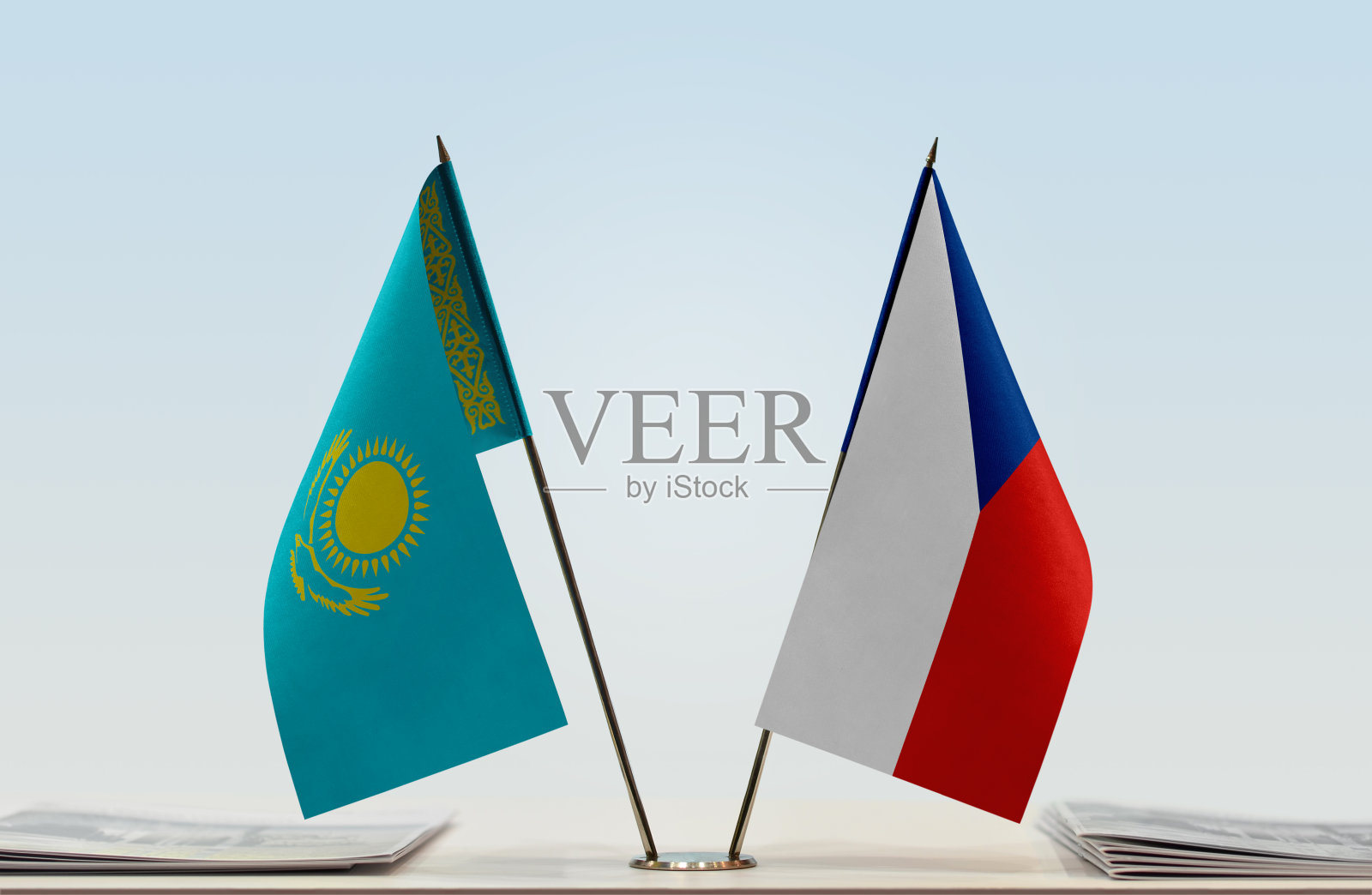 哈萨克斯坦和捷克共和国国旗照片摄影图片