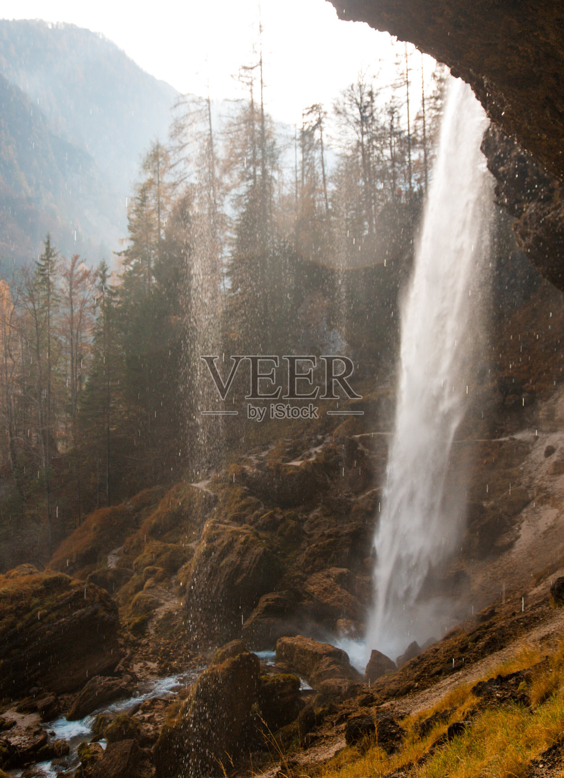 Pericnik瀑布照片摄影图片