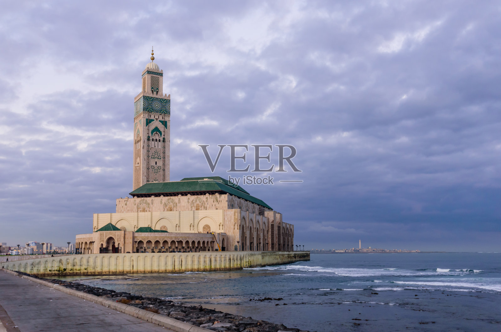 哈桑二世清真寺是摩洛哥最大的清真寺照片摄影图片